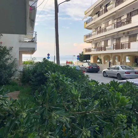 Aleksis Appartement Peraía